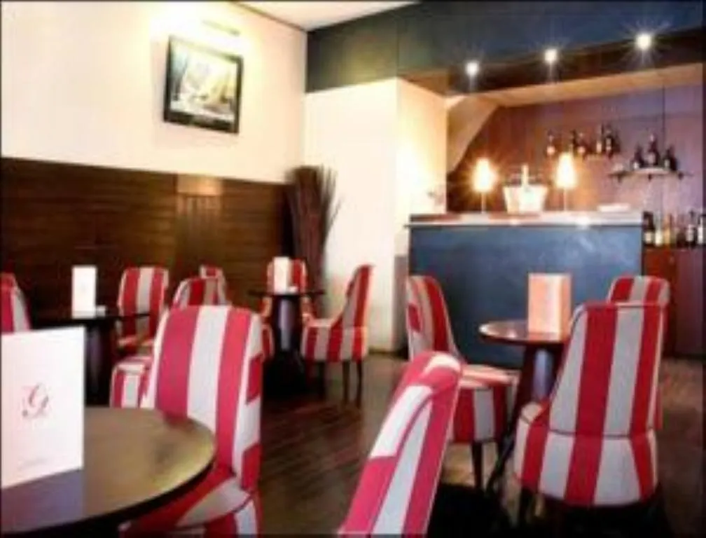 Pavillon Saint Augustin Hotel 3*